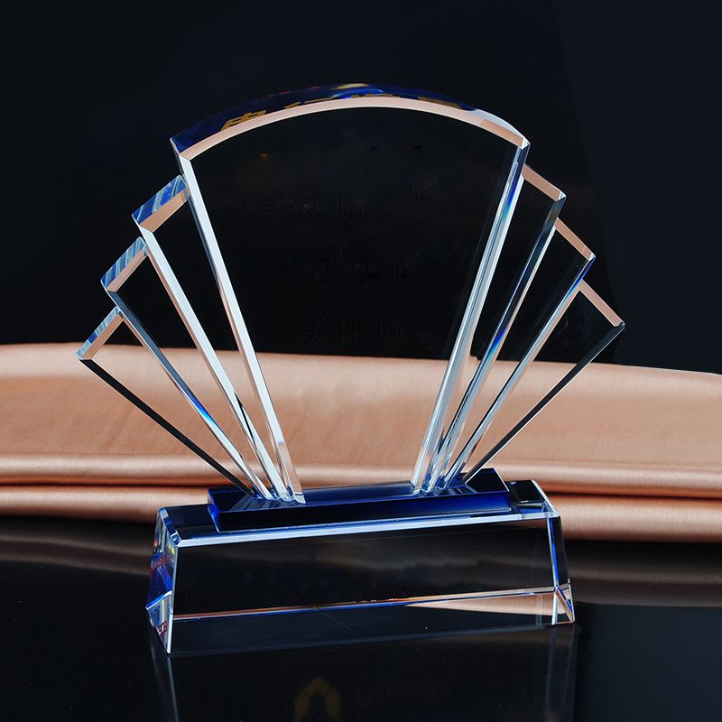 Crystal Trophy New - 8